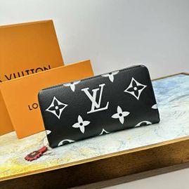 Picture of LV Wallets _SKUfw134600344fw